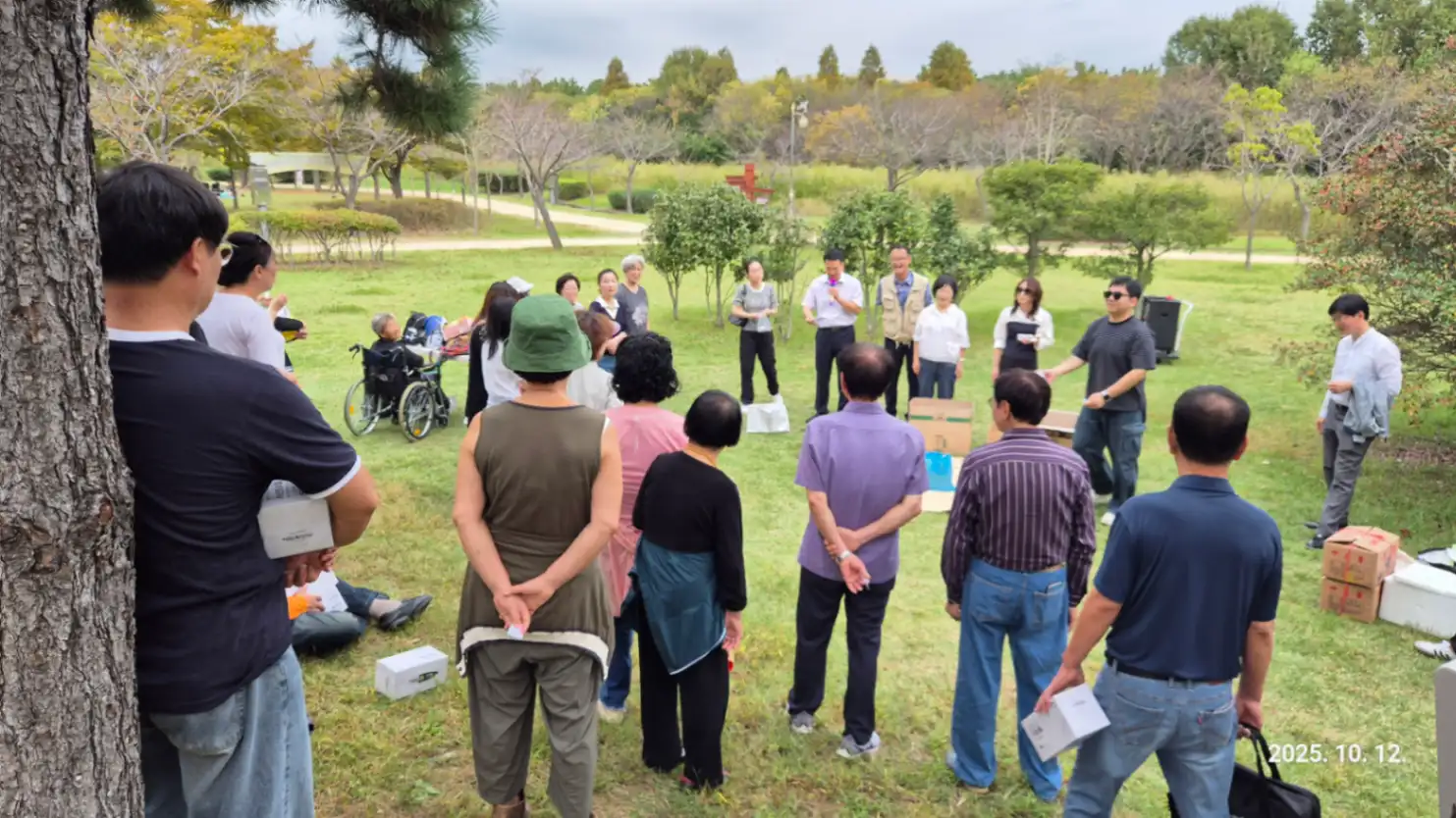 가을야외예배 사진 2번째