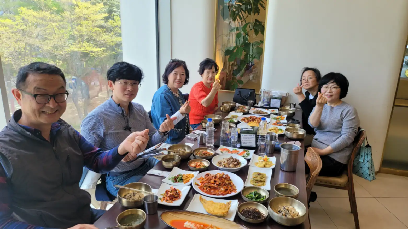 봄날과 함께 한 구역장님들 사진 1번째